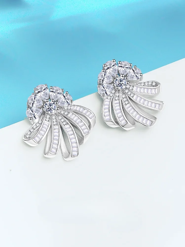 

Fashionable three-dimensional flower 925 pure silver earrings inlaid with imported high carbon diamond atmospheric earrings