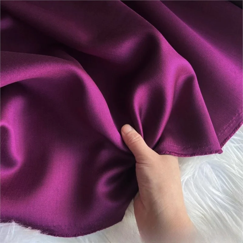 

A wide 32 momme silk satin and fabric blended with for dress suit