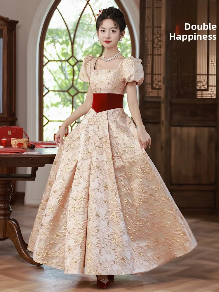 

Ele Long Evening Gown in Champagne Color for Brides Cusizable Engagement Par Wedding Dr Fem High-End Suit