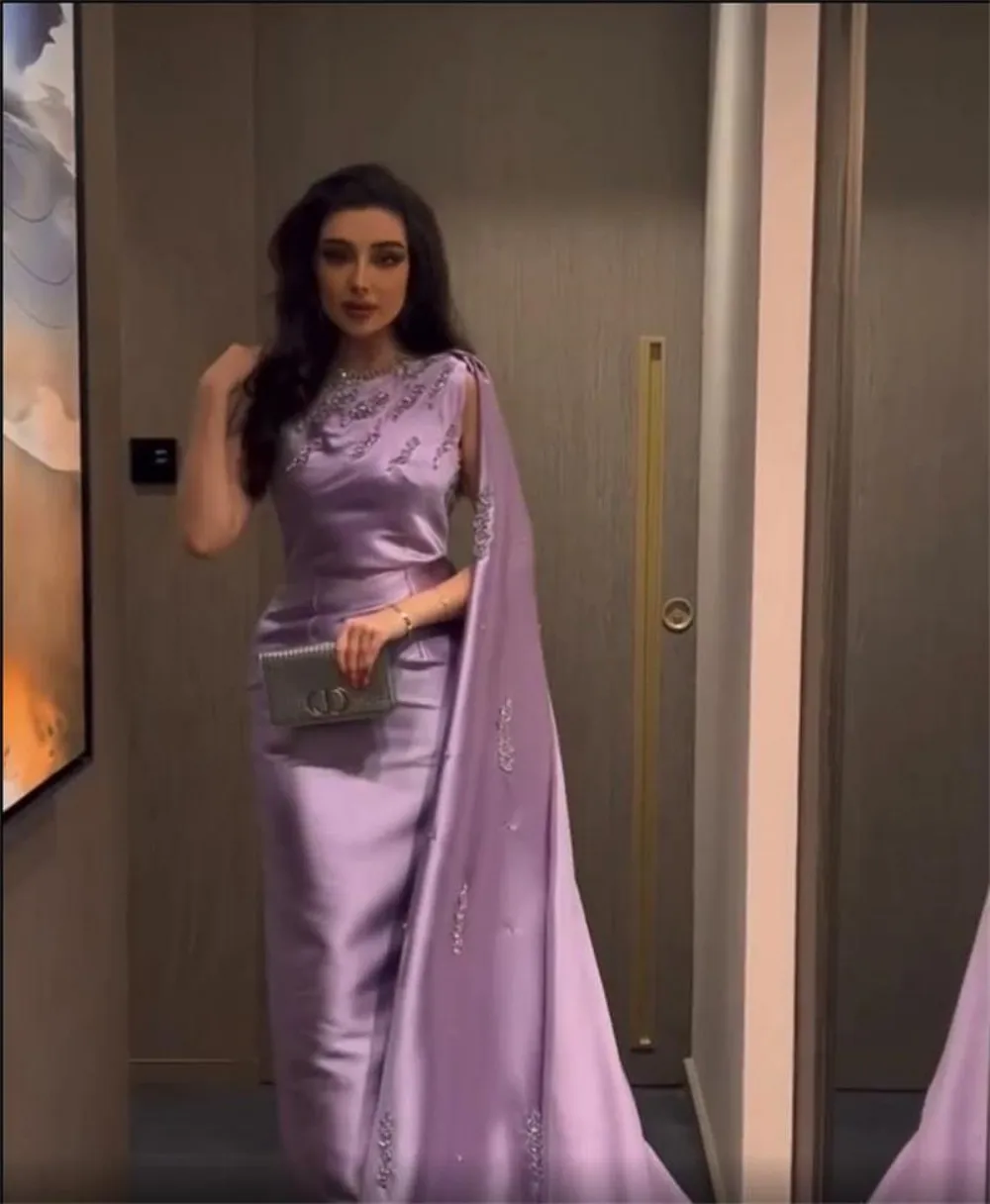 Um ombro cetim frisado vestidos de noite para mulheres, bainha, Dubai, vestidos de baile até o chão, árabe saudita formal, vestido de festa