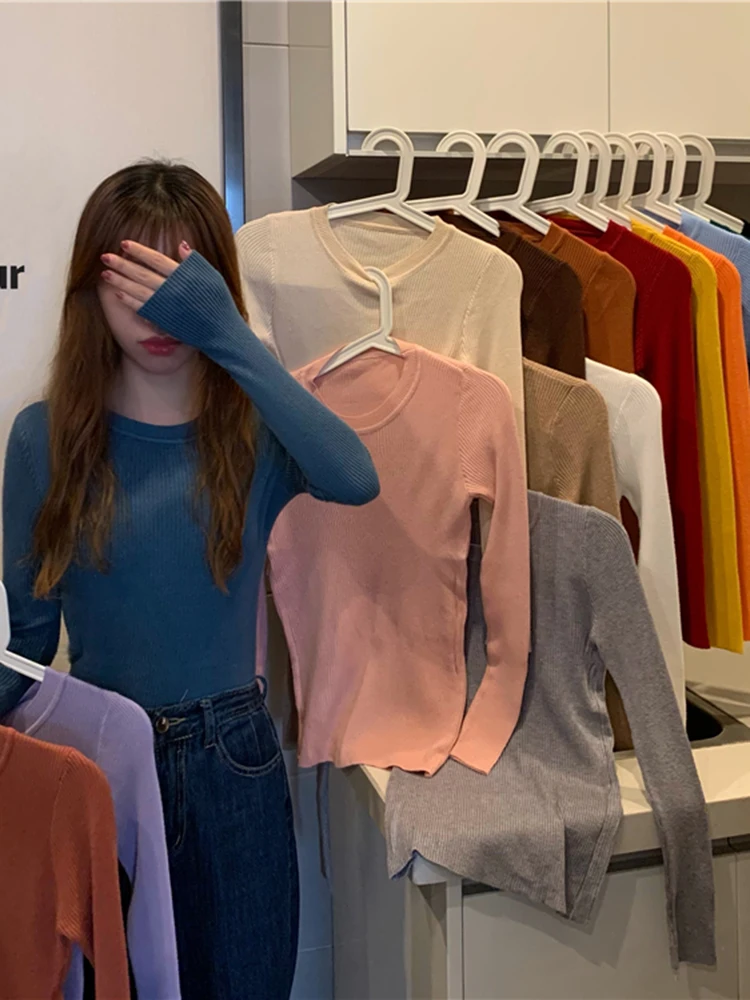 Nowy damski sweter na jesień i zimę 2025, z długim rękawem, podstawowy top, modny sweter z okrągłym dekoltem, elastyczny, damski, zimowy, jednolity, dzianinowy sweter.