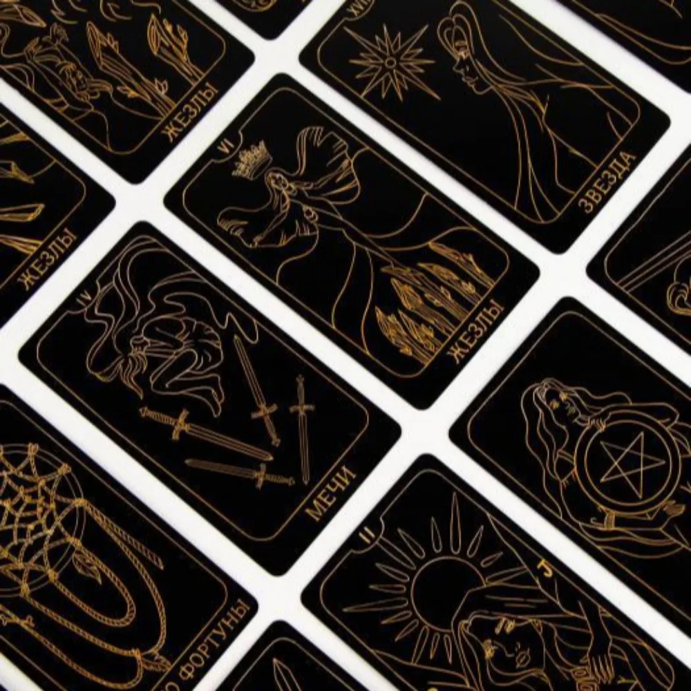 10.3*6 Cm Classic Black Rider Waite Tarot Deck In Russian Language with Guidebook for Beginners 78 Pcs Tarot Cards