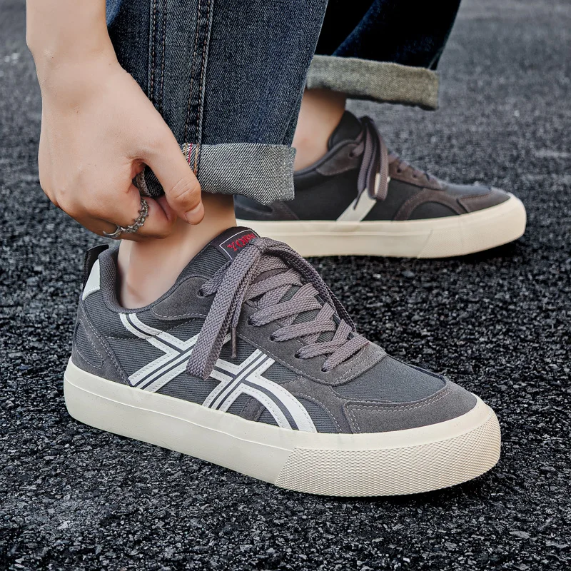 

Новые винтажные кроссовки в нишевом стиле для мужчин. Универсальная повседневная обувь на все случаи жизни, модные спортивные парусиновые кроссовки для мужчин.