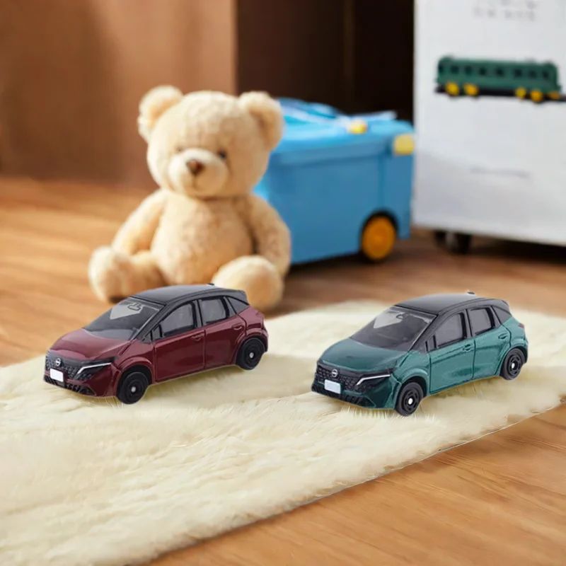 

Takara Tomy Tomica No.47 Nissan Note Aura Vehicle Diecast Metal Diecast Car Model Ornaments Cas Toys Gift Decorations