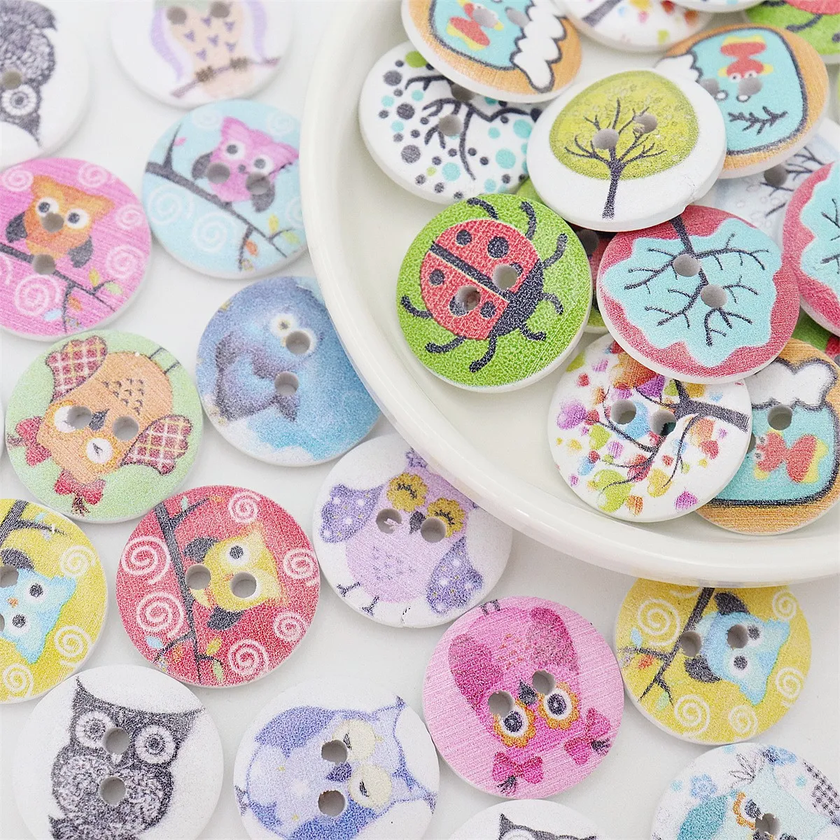 40pcs 20mm Wood Round Owls Ladybug Ladybird Tree Painted Buttons DIY Crafts Sewing 2 Holes Accessories Cardmaking Embellishments