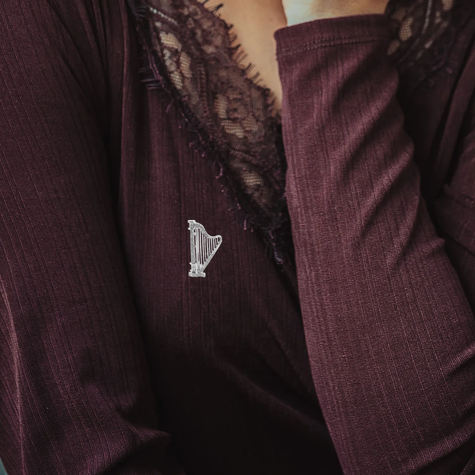 Broche de Strass em Liga Metálica: Elegante e Exclusivo, Unissex, para Lapela, Acessório de Moda para Festas e Casamentos