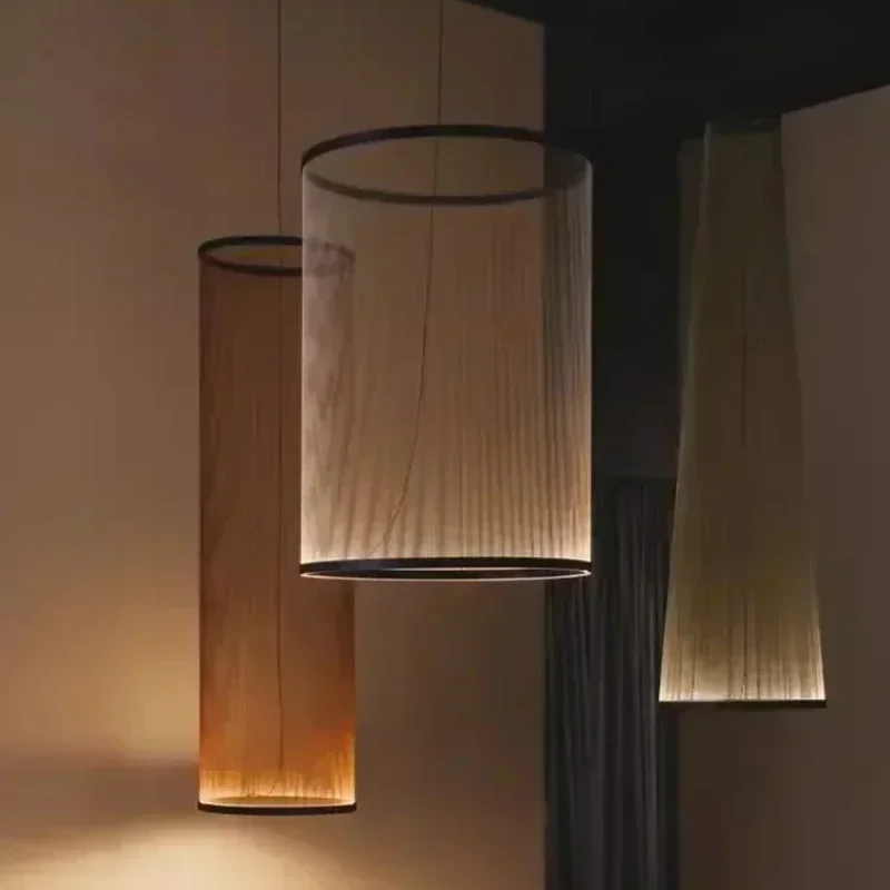 Lampe LED Circulaire Creuse Suspendue au Design Nordique, Luminaire Décoratif d'Nik, Idéal pour un Salon, des Escaliers ou une Chambre à Coucher