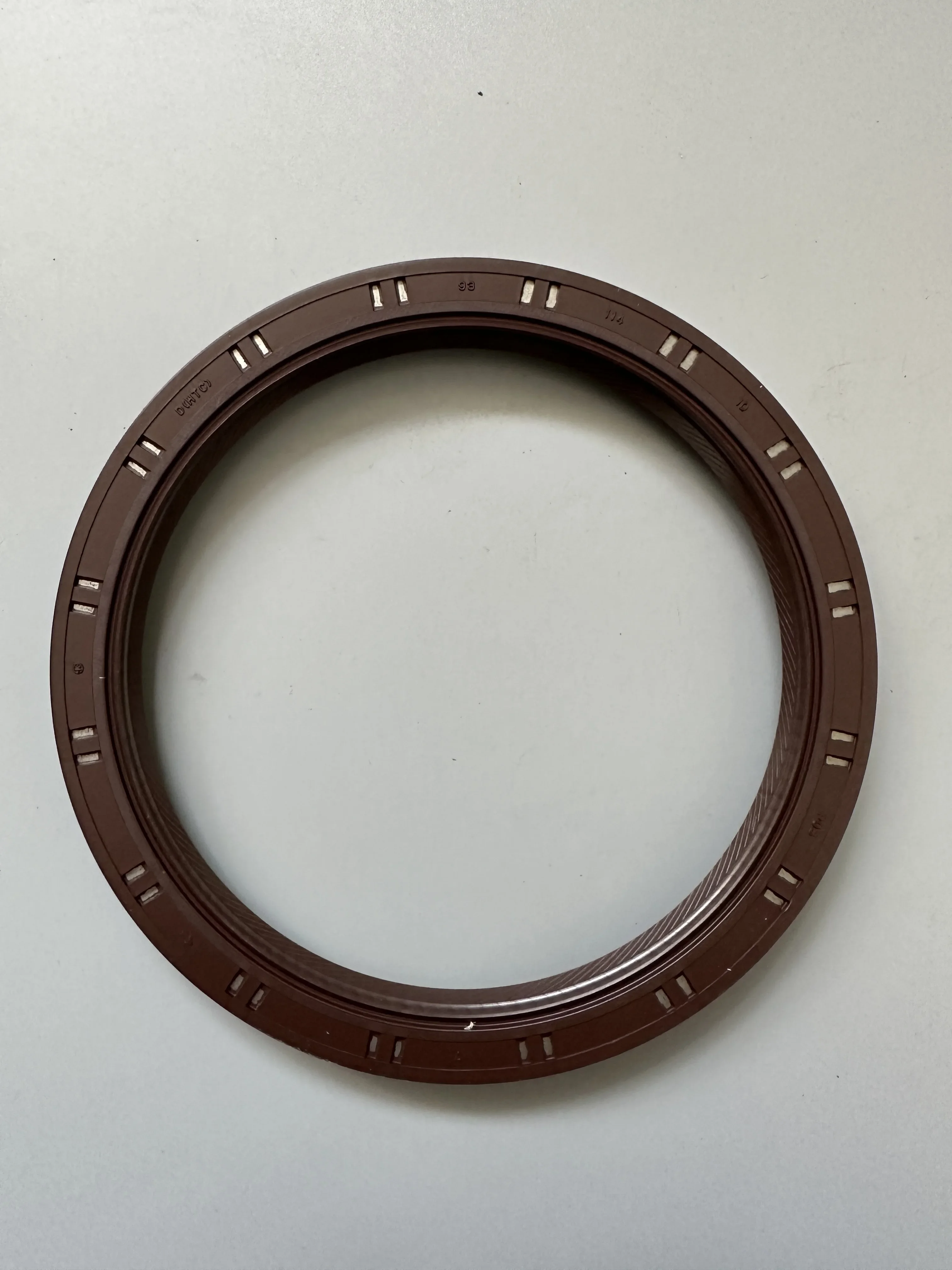 Genuine Ring-Crankshaft Rear Seal 6619973147 For Ssangyong Actyon Kyron Rexton Korando  Musso Sports Rodius/Stavic Chairman
