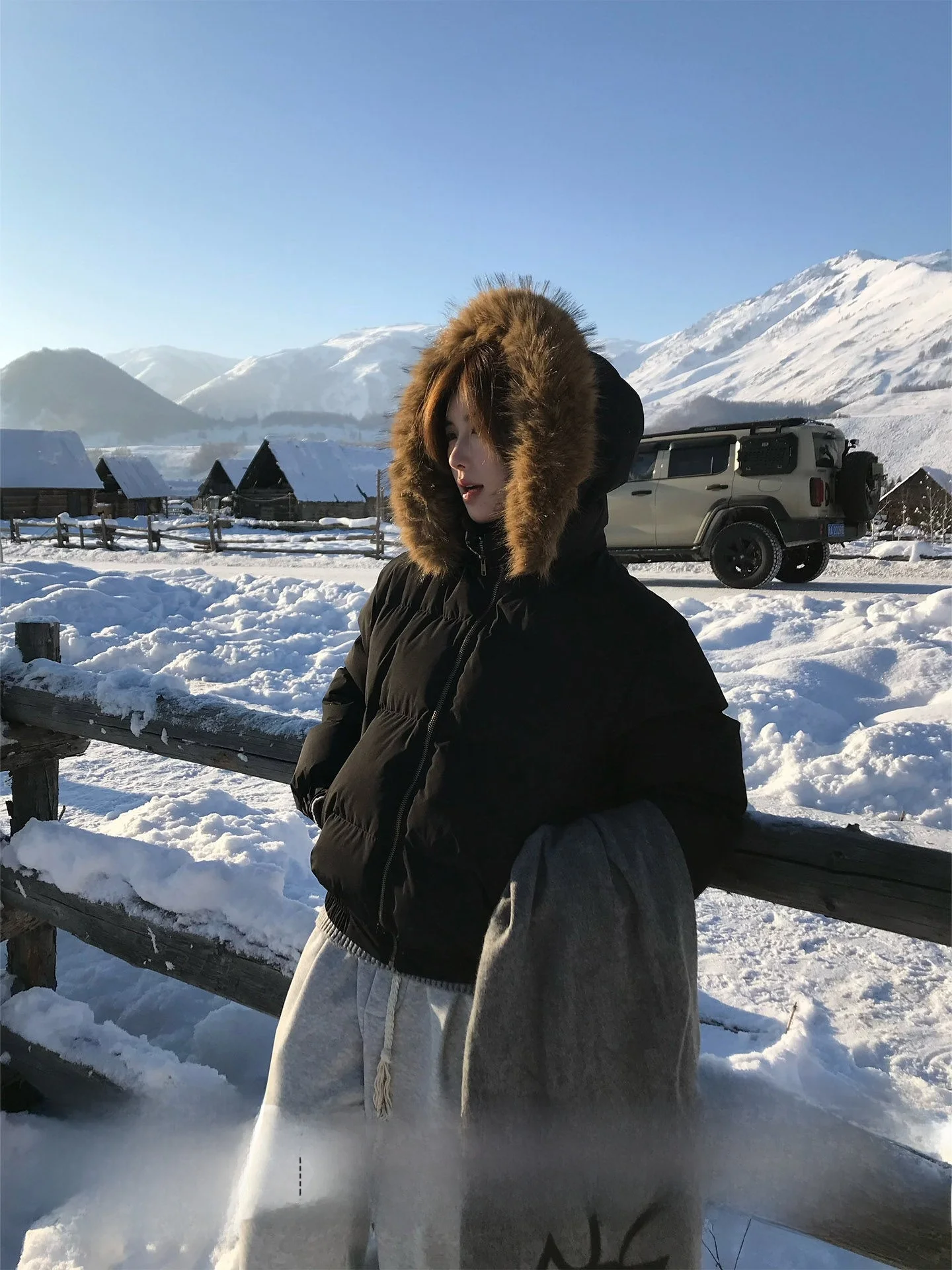 

Ja1 Men's Thickened Winter Coat with Large Fur Collar Black Warm Cotton Jacket for Men And Women Simple Style Commute Vintage