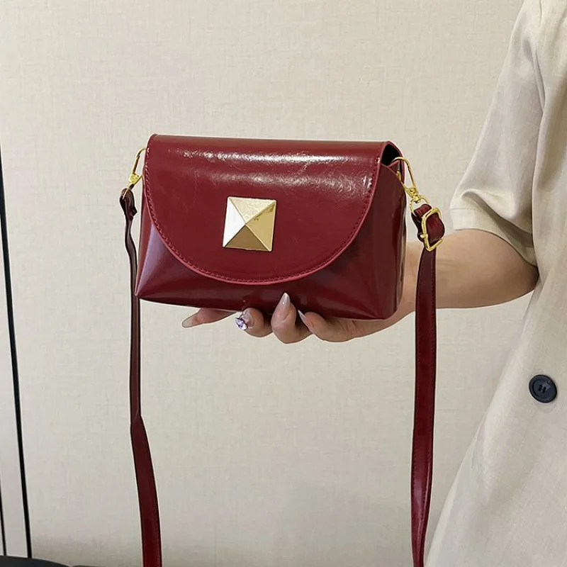 

Popular Classic Elegant Women Tote Bag High End Leather Casual Simple Vintage Design Trendy Ladies Messenger Handbag