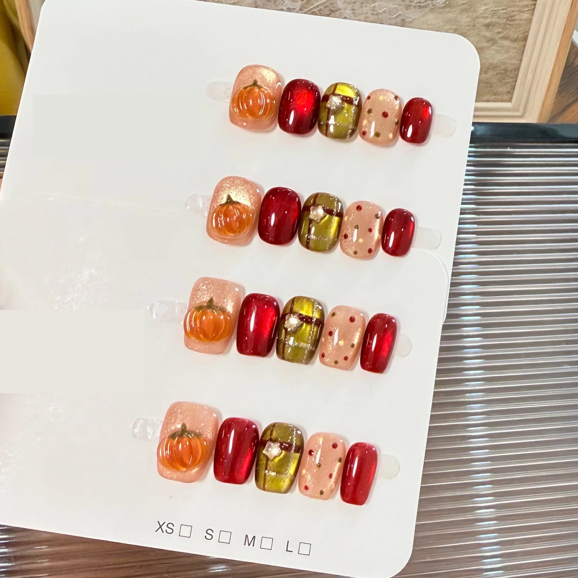 

10pcs Handmade Press on Nails Autumn&Winter 3D Pumpkin with Contrasting Color Fake Nail for Women&Girl Detachable Wearable Nail