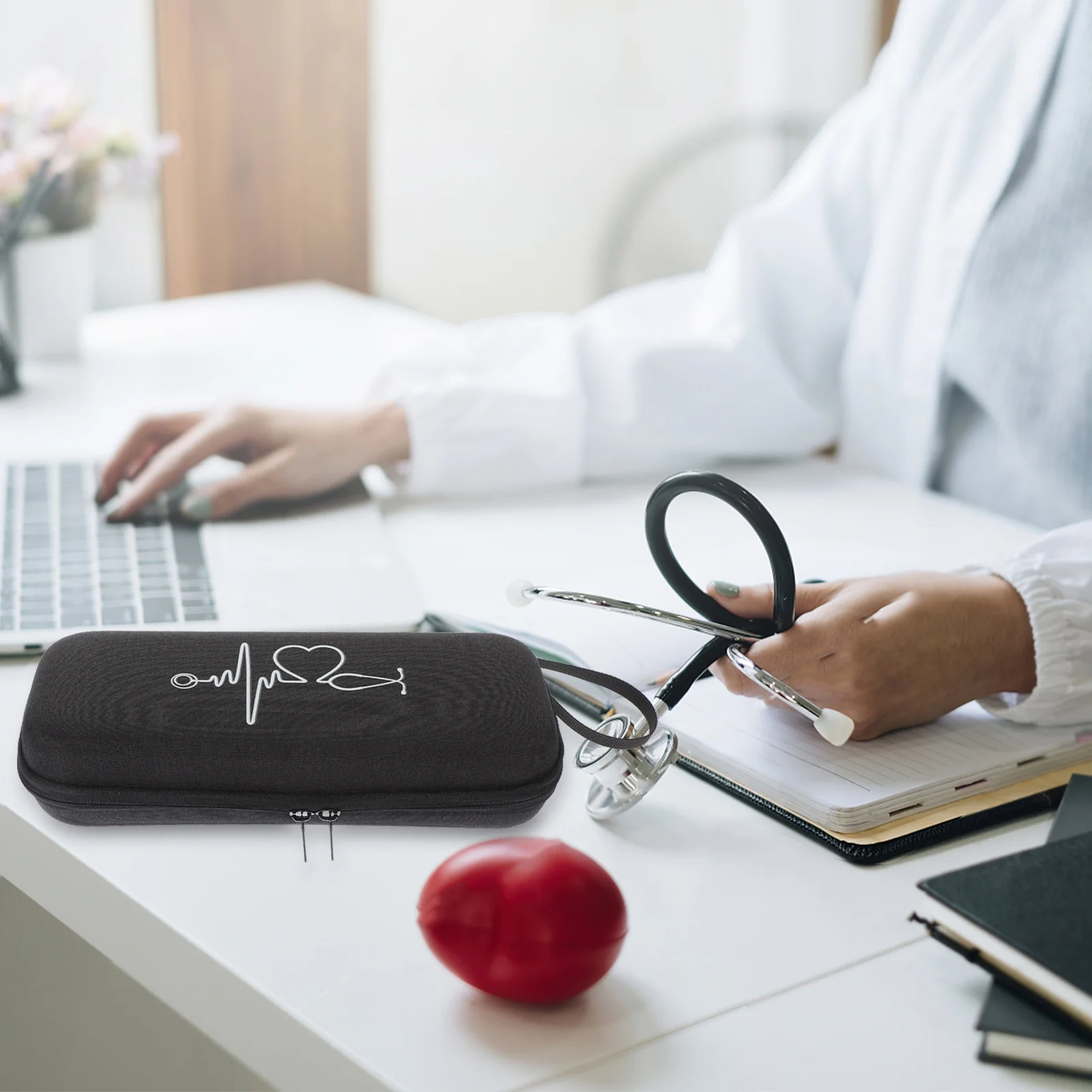 Portable Stethoscope Case for Nurses Doctors Students Multi-Function Storage Bag Lightweight Travel Holder Scratch-Proof