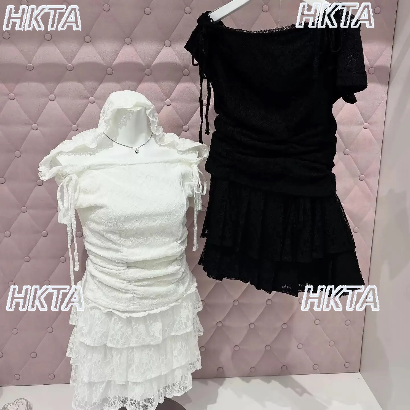 

Sweet One Word Collar Off The Shoulder Slim Lace Stitching Hooded Top Tshirt Women Fashion Waist Personality Hot Girl Black Tops