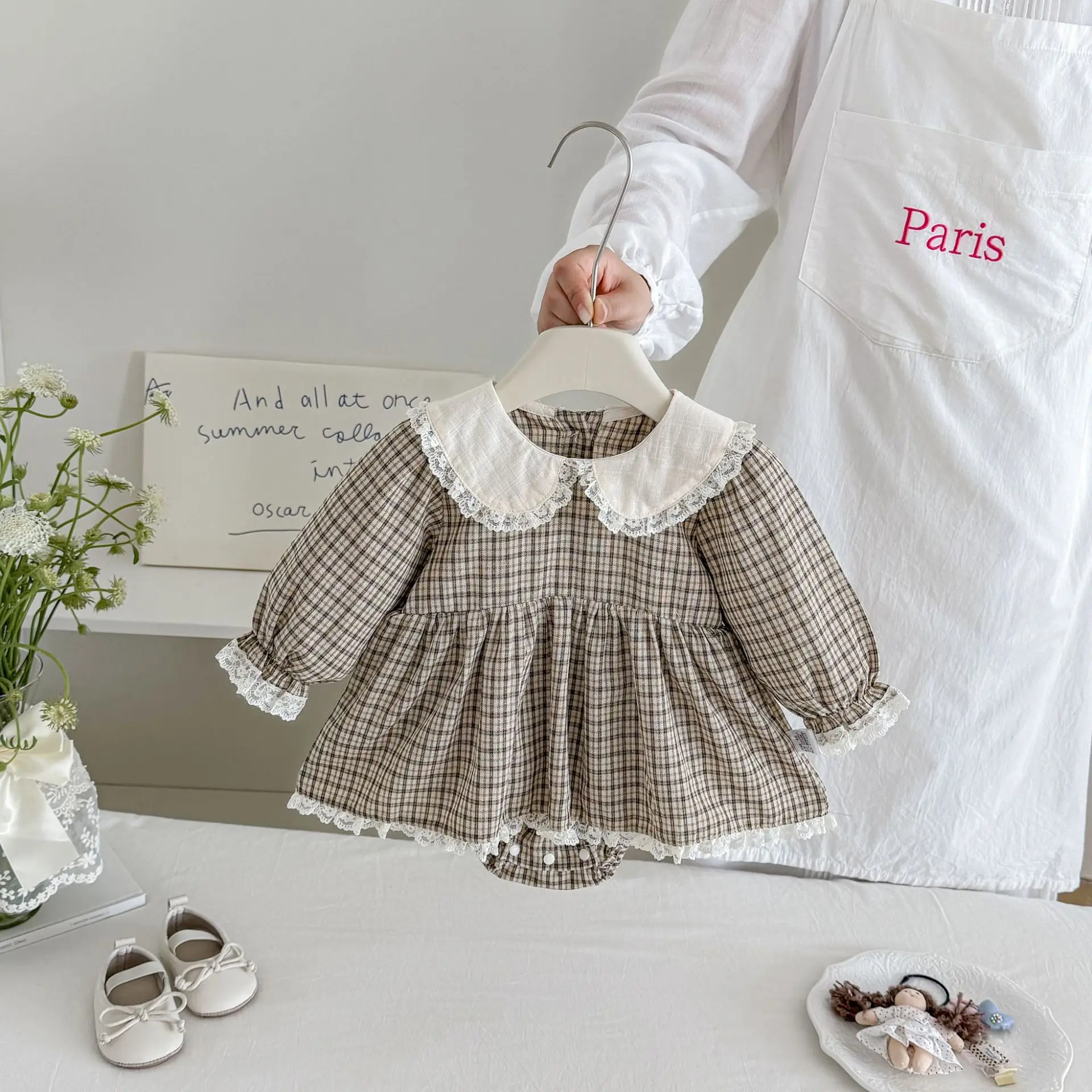 2026-new-fall-korean-baby-girls-plaid-bodysuit-contrast-lace-collar-cotton-onesie-cute-woodland-style-romper