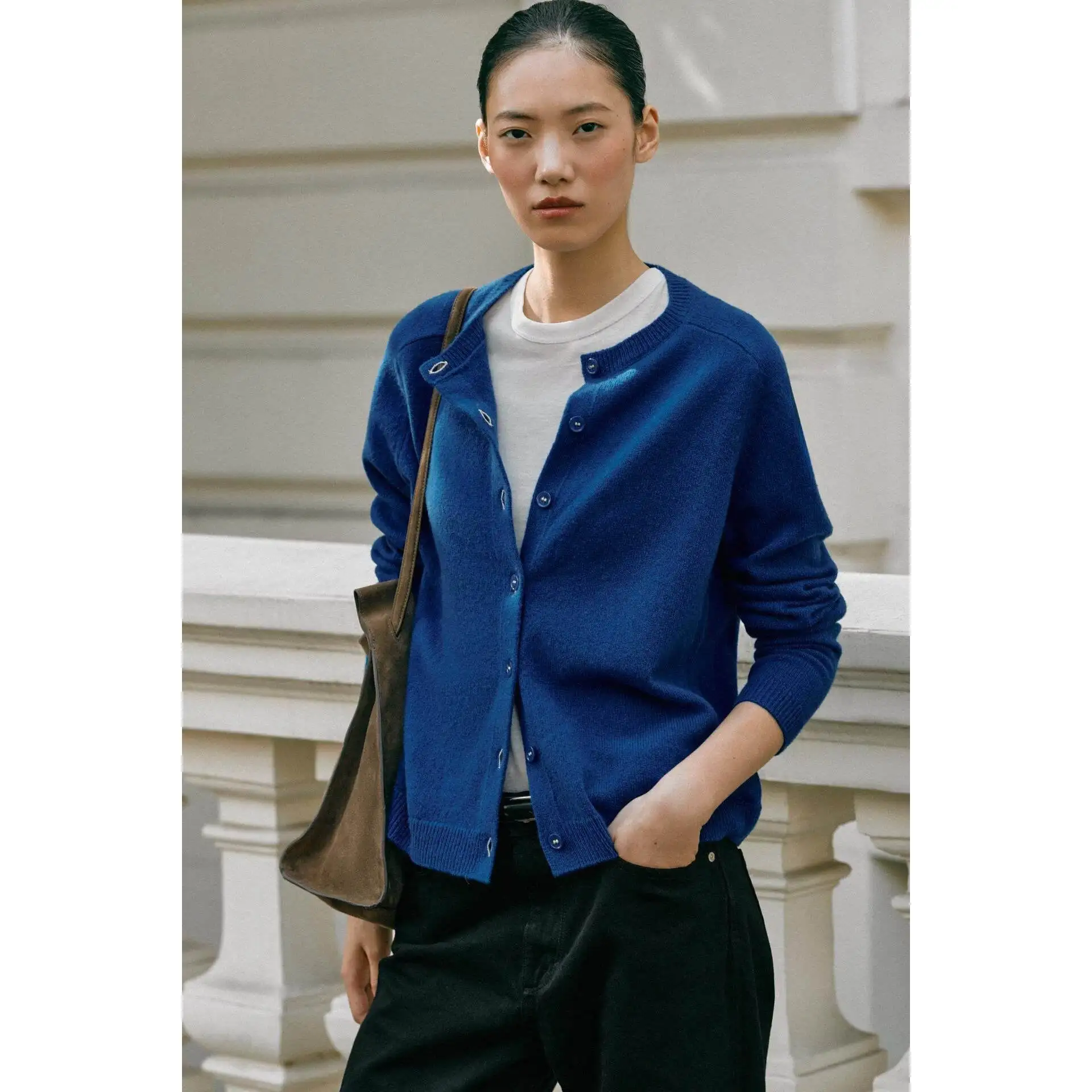Fashionable Casual Knitted Jacket Women's Autumn Winter Short Outerwear Versatile Style Standard Fit Long Sleeve Polyester