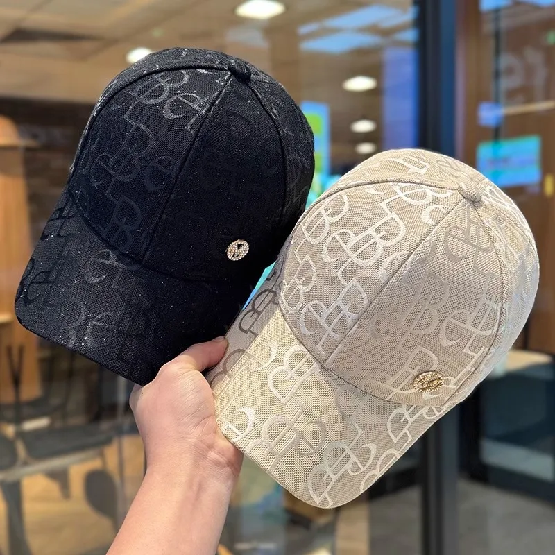 Unisex Fashion Adjustable Baseball Cap Spring Summer Autumn M round Logo Cap Style for All Seasons