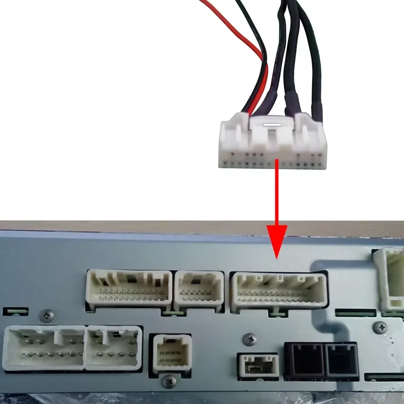 New High Quality AUX Audio microphone Video cable for Toyota Hiace RAV4 Hilux Prado Camry 28pins