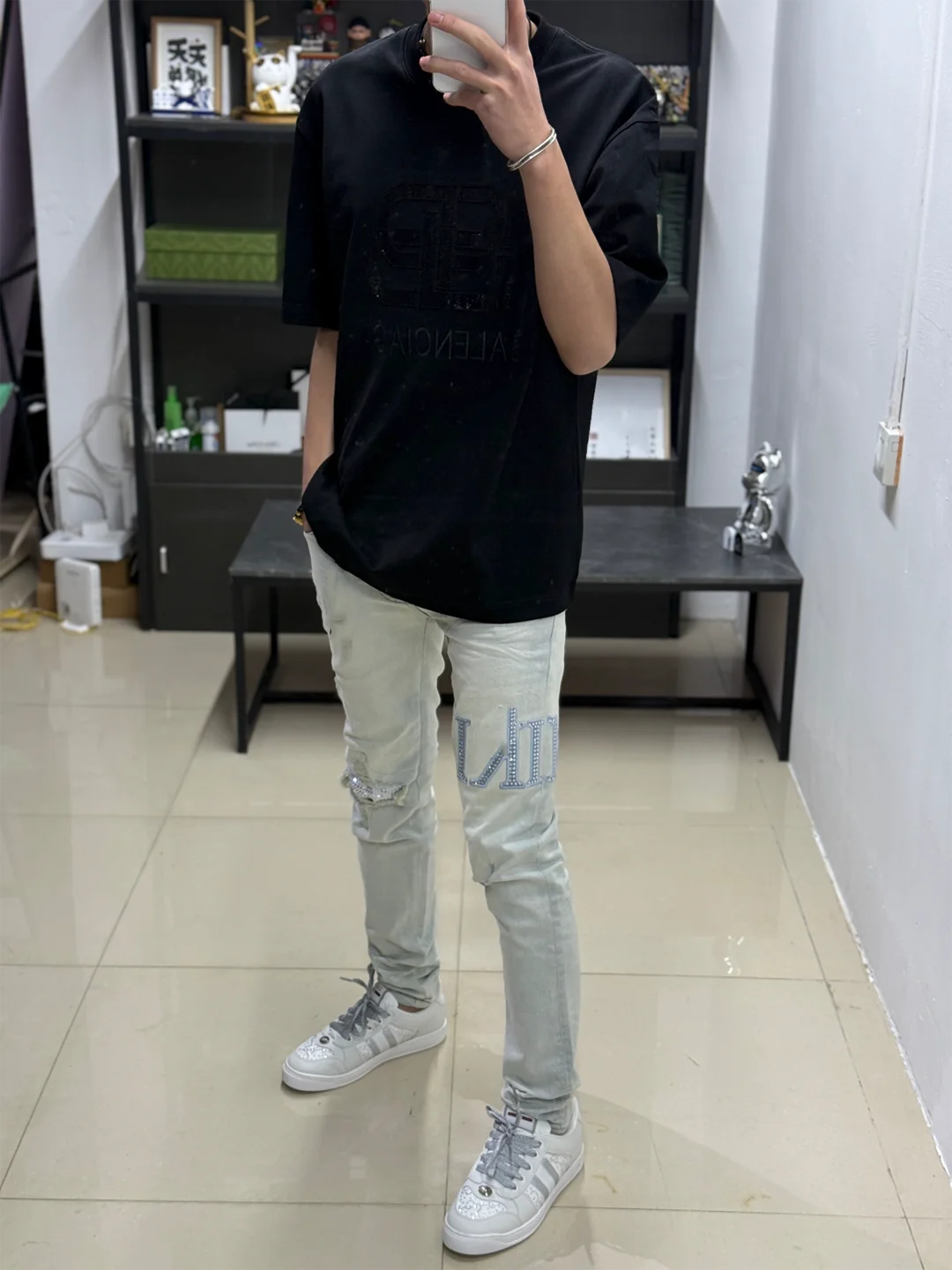 

Модные мужские джинсы в уличном стиле с буквами из страз, рваные, с пэчворком, прямые, зауженные, длинные брюки для повседневной носки