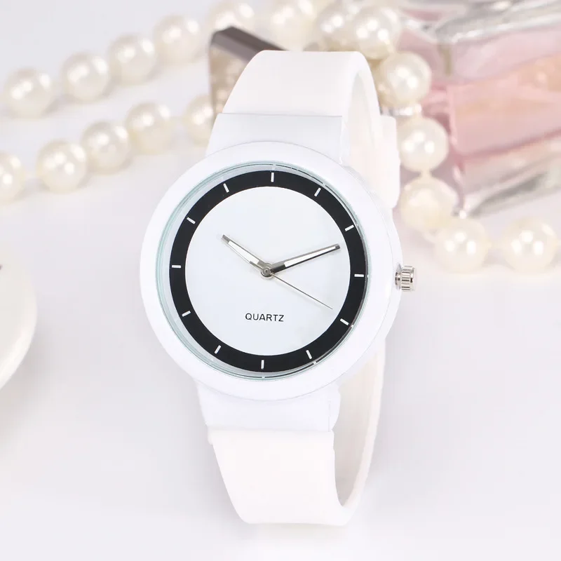 Women Fashion Casual Silicone Strap Analog Pink Girl Quartz Round Watch Relogio Feminino Simple Round Horloges Ladies Watches