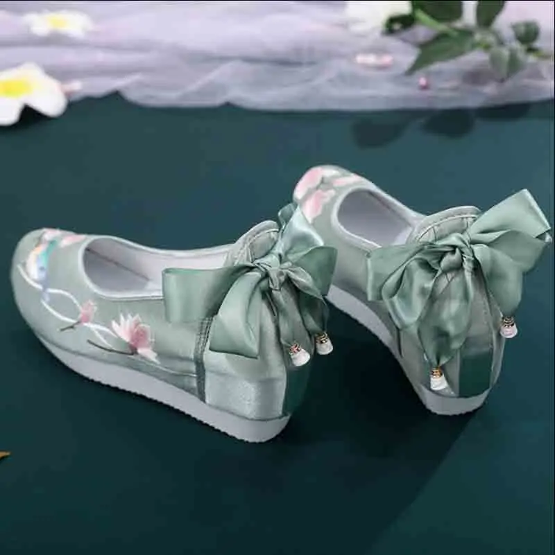 Hanfu Shoes Women Chinese Traditional Ancient Inside Heighten Flat Shoes Embroidery Green Shoes Wedding Hanfu Shoes For Women