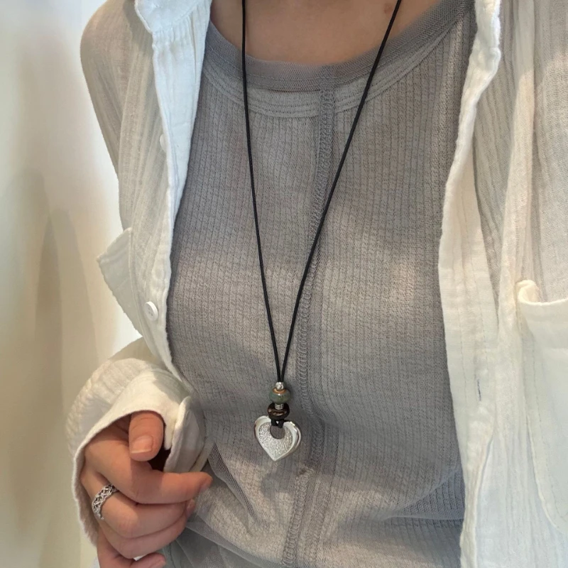 Silver Water-Drop Geometric Heart Pendant Ceramic Beaded Necklace for Women Elegant Versatile Sweater Chain Party Jewelry Gifts