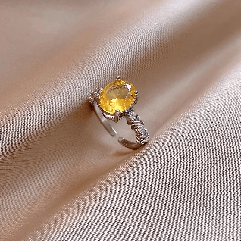 

Ele Oval Yellow Zircon Open Ring for Women Vintage Versatile Index Finger Ring Luxury Feelings Faionable Jewelry