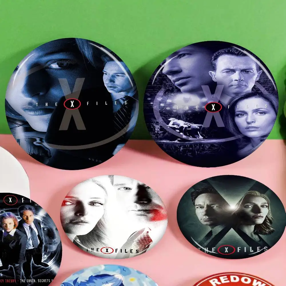 

Classic Movie T-The X-Files 58mm Handmade Brooch Cartoon Cosplay Badge on Backpack Jewelry Accessories Gifts