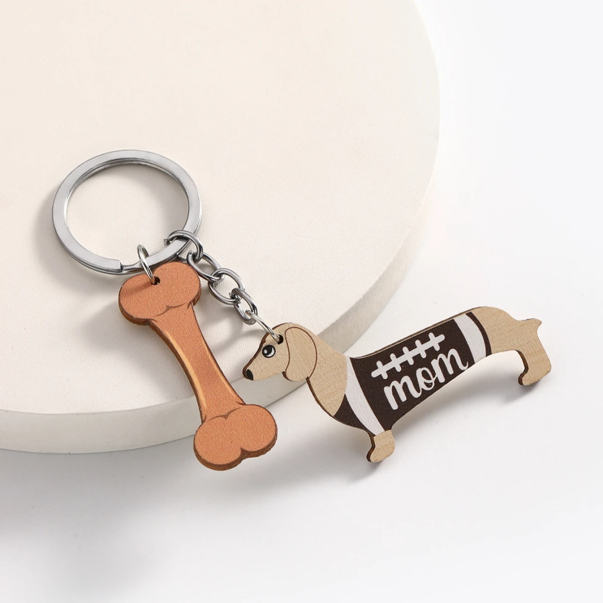 1Pc Wood Sports Series Dachshund Dog Keychain Cute Animal Key Chain Ring Bag Backpack Charm Car Key Pendant