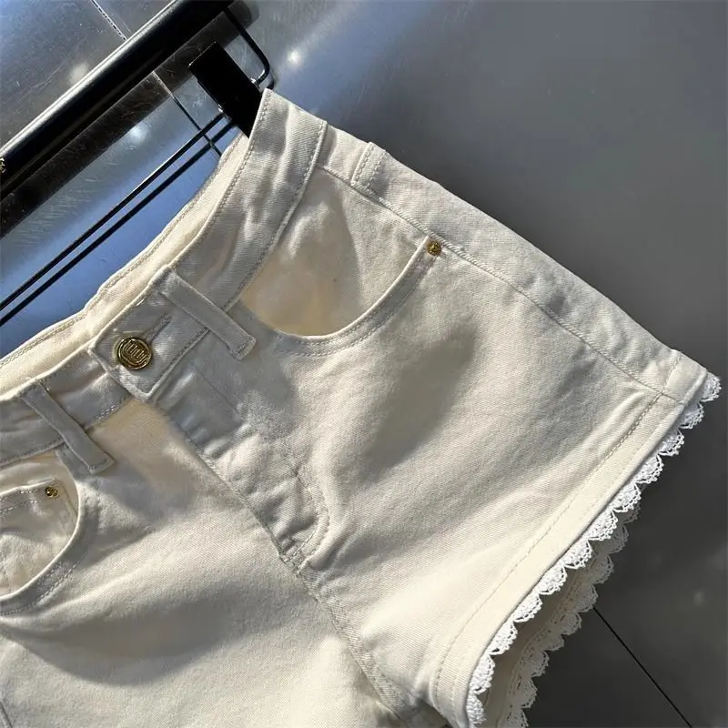 韓国風スプライスレースデニムショートパンツ レディース 2025デザイン ハイウエストゴム入り万能ホットパンツ