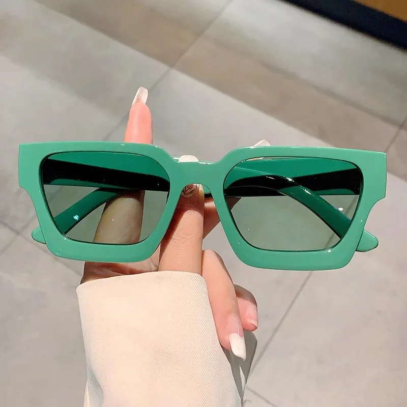 Neue Vintage-Sonnenbrille für Damen und Herren, Quadratischer PC-Rahmen, Marken-Designer Retro-Shades, Modische Sonnenbrille ﻿ für Männer – Detail 2