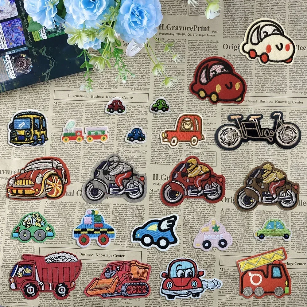 Single sale 1 pcs cartoon car embroidery patch hot melt adhesive ironing patch DIY sewing decoration clothing patch