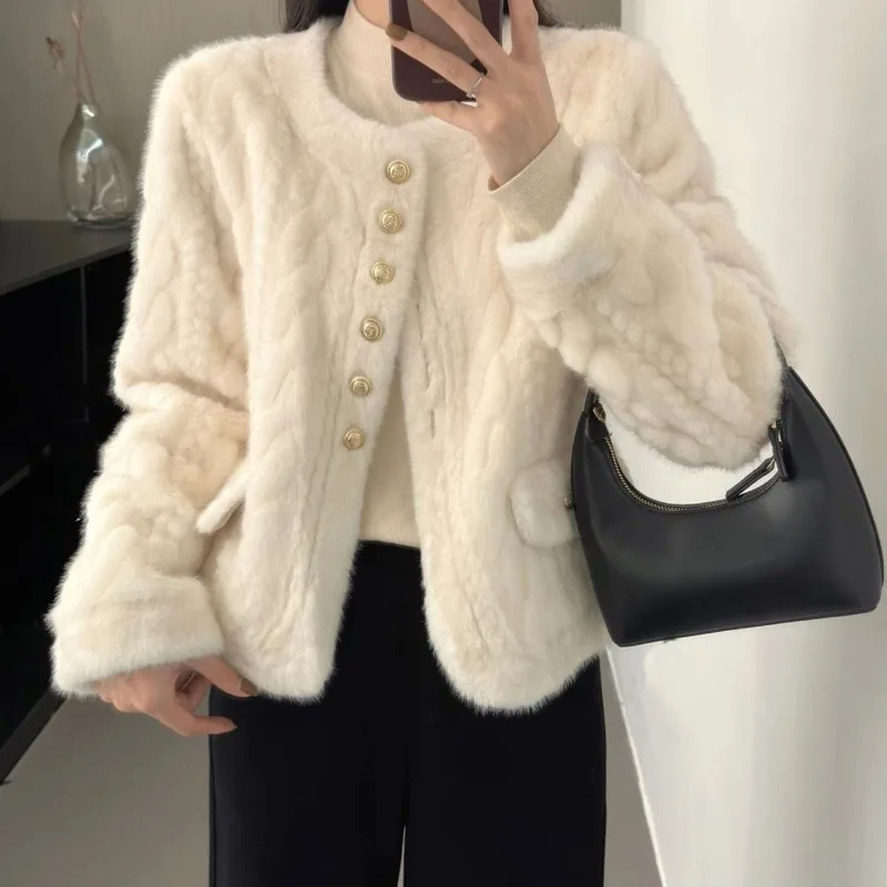 2025 Women's Winter Short Mink Fur Coat One-piece Furry Small Fragrance Style Patchwork Furry Top