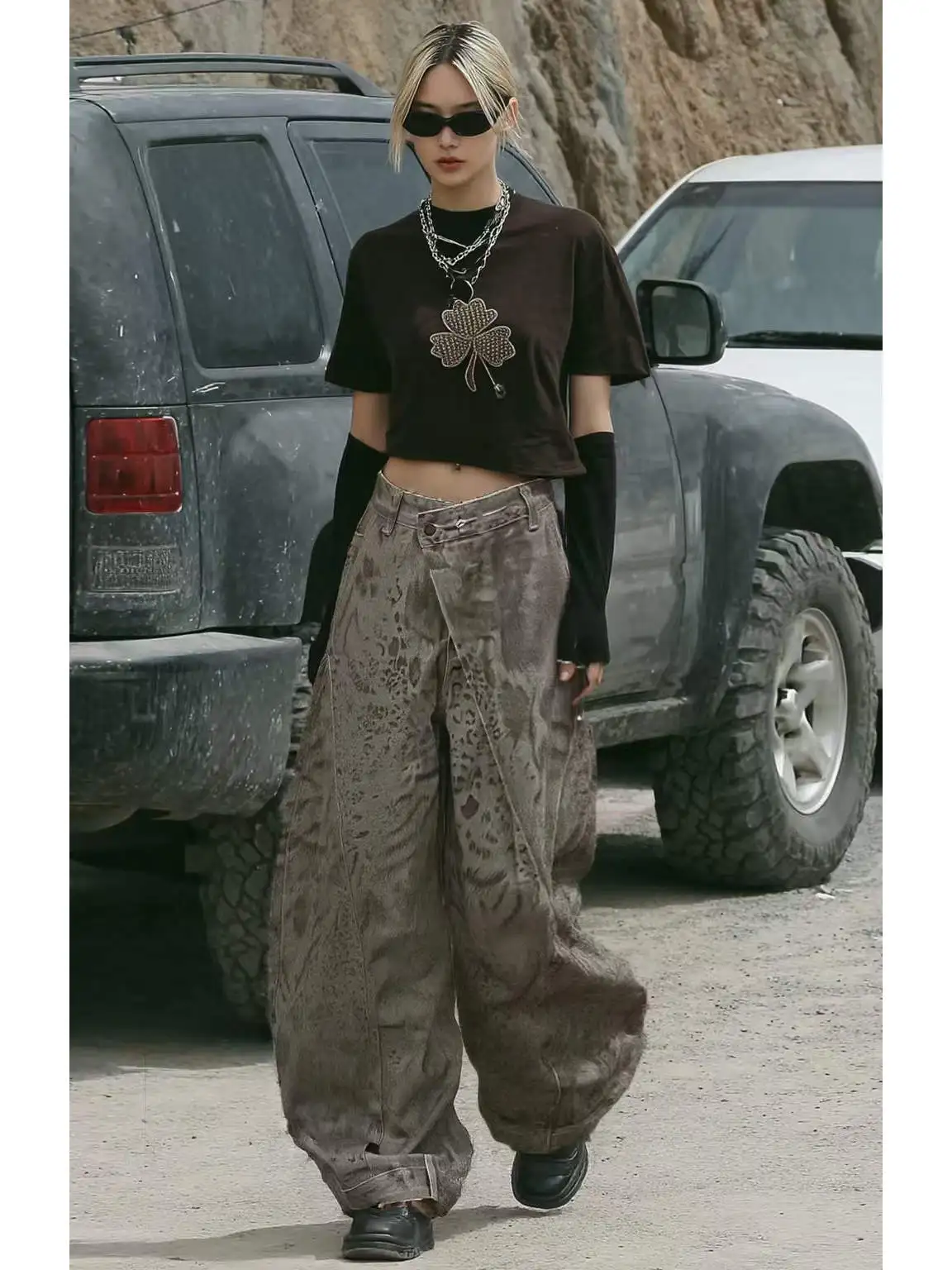 

Джинсы HaHaHa с широкими штанинами и узором в виде животных, с перекрестным поясом, низкой посадкой, из хлопка, для женщин, на все сезоны