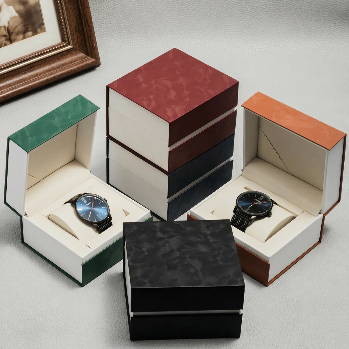 Scatola portaoggetti per orolo - Luxury Watch Packaging Box recensione e prezzo