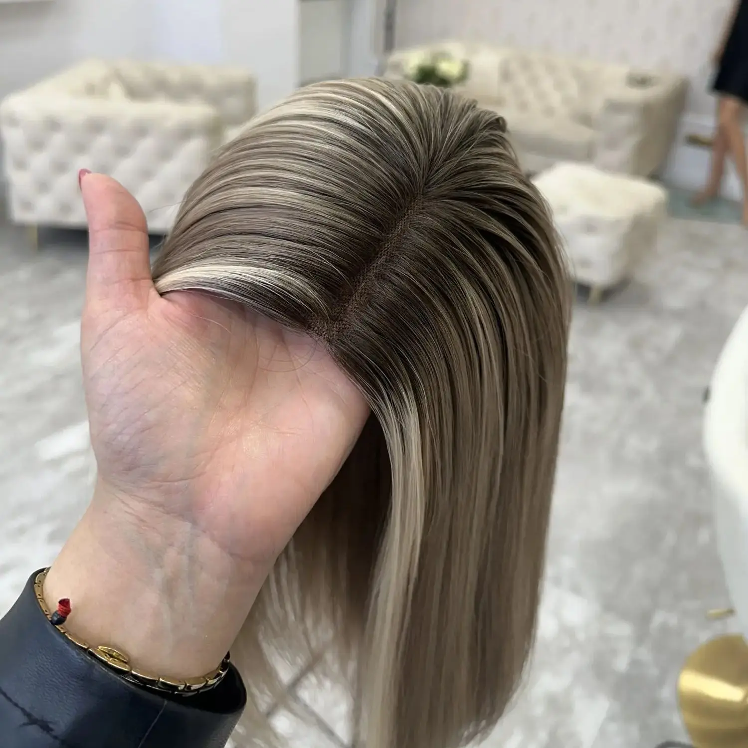 

Ash Brown Bob Hair Short Staight Ombre High Quality Synthetic Lace Wig for Women Free Parting High Quality 13*4 HD Glueless Wig