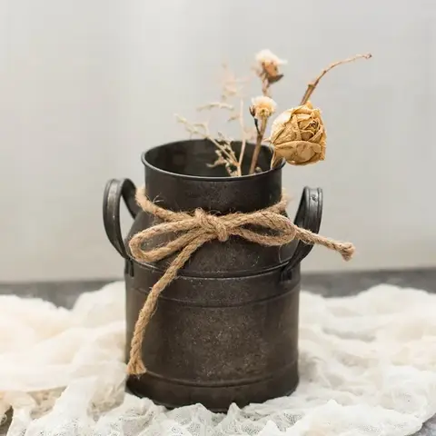 Retro Old Tin Flower Bucket Furnishings Props Garden European Milk Jug Single Plant Pot Vase Decoration Ornaments Home Decor