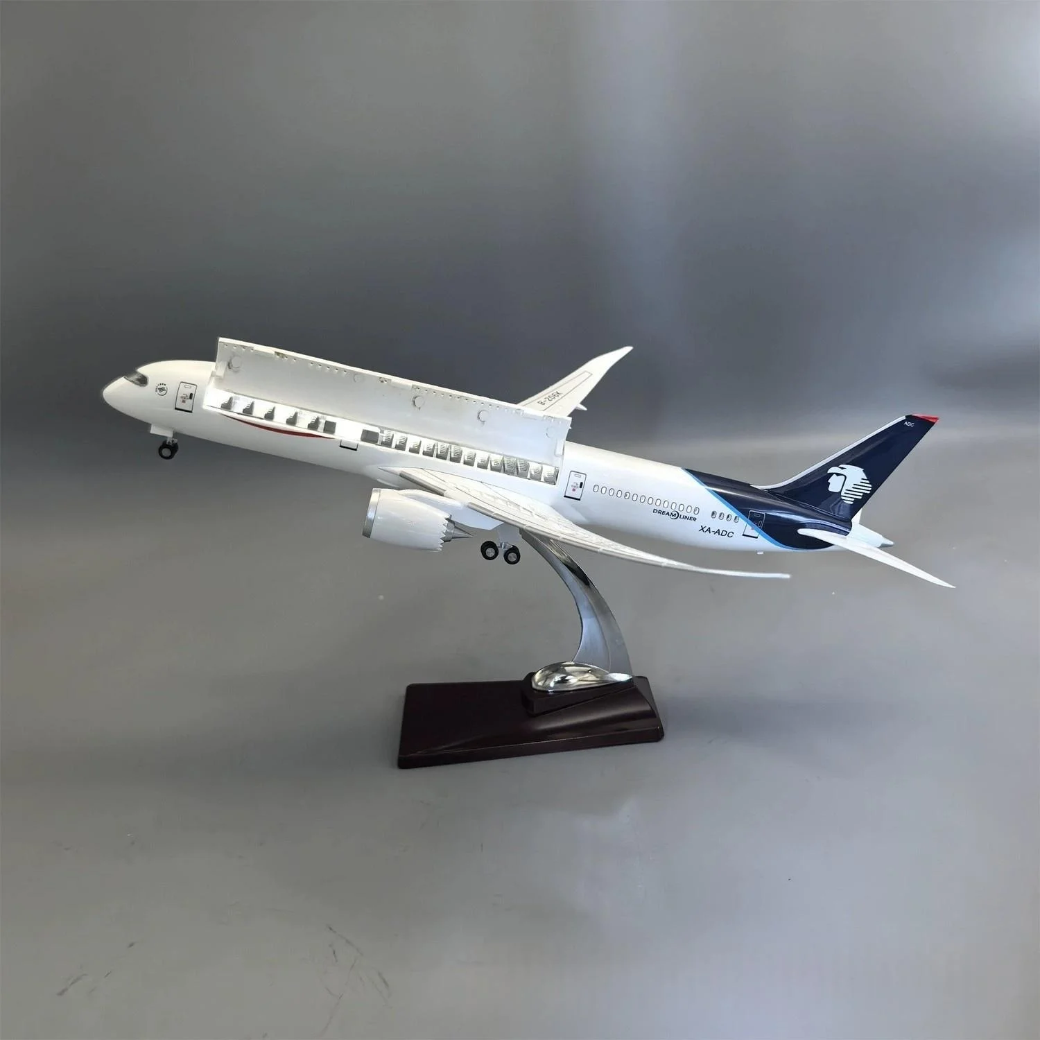 43cm Plane Model Aeromexico B787-9 Cabin Door Can Open Adults Resin 1/150 Scale Airplane Model For Collections And Displays Gif