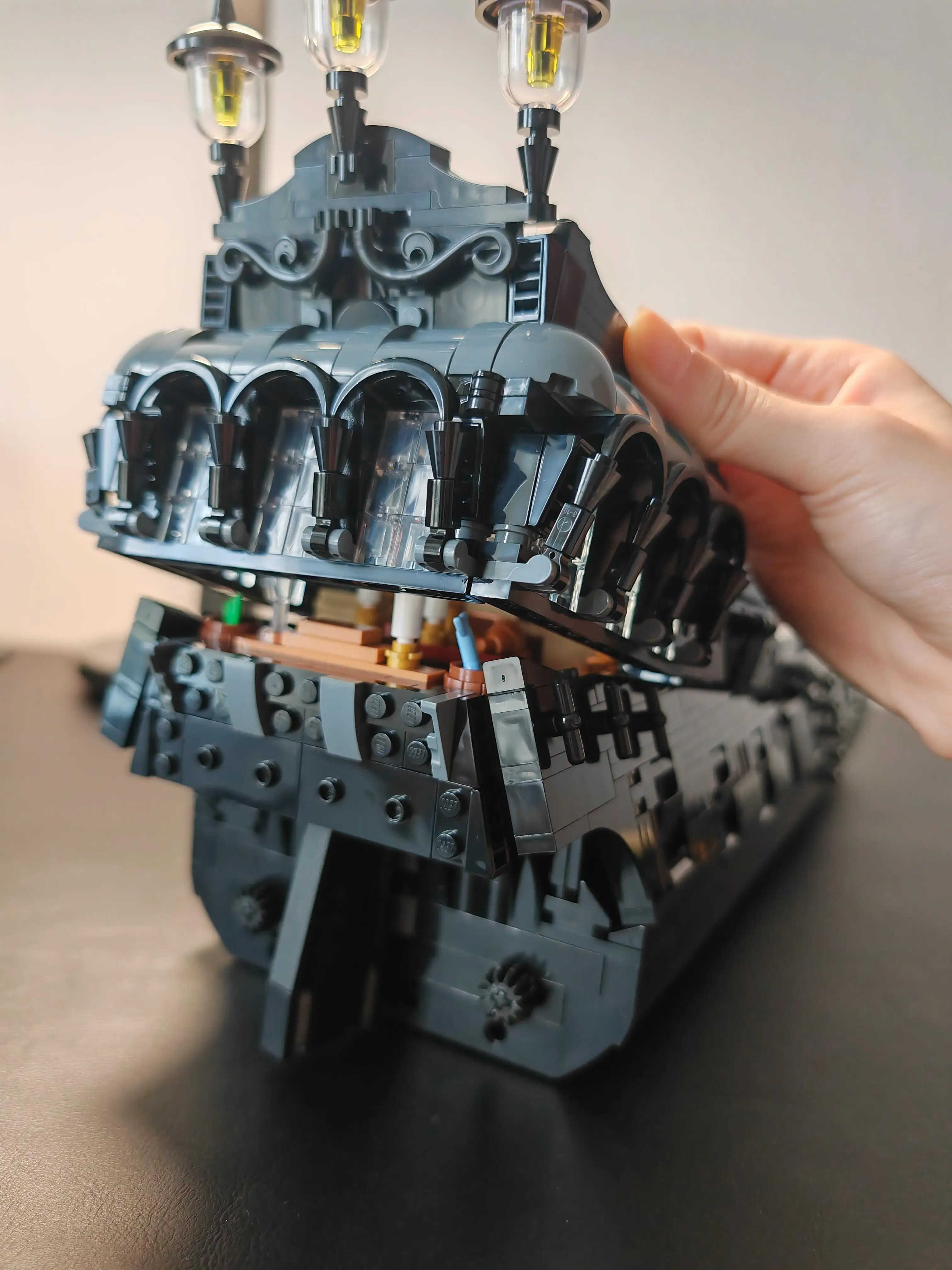 مكعبات بناء سفينة القراصنة، مجموعة نماذج كبيرة من اللؤلؤ الأسود للبالغين، هدية وديكور قابل للجمع