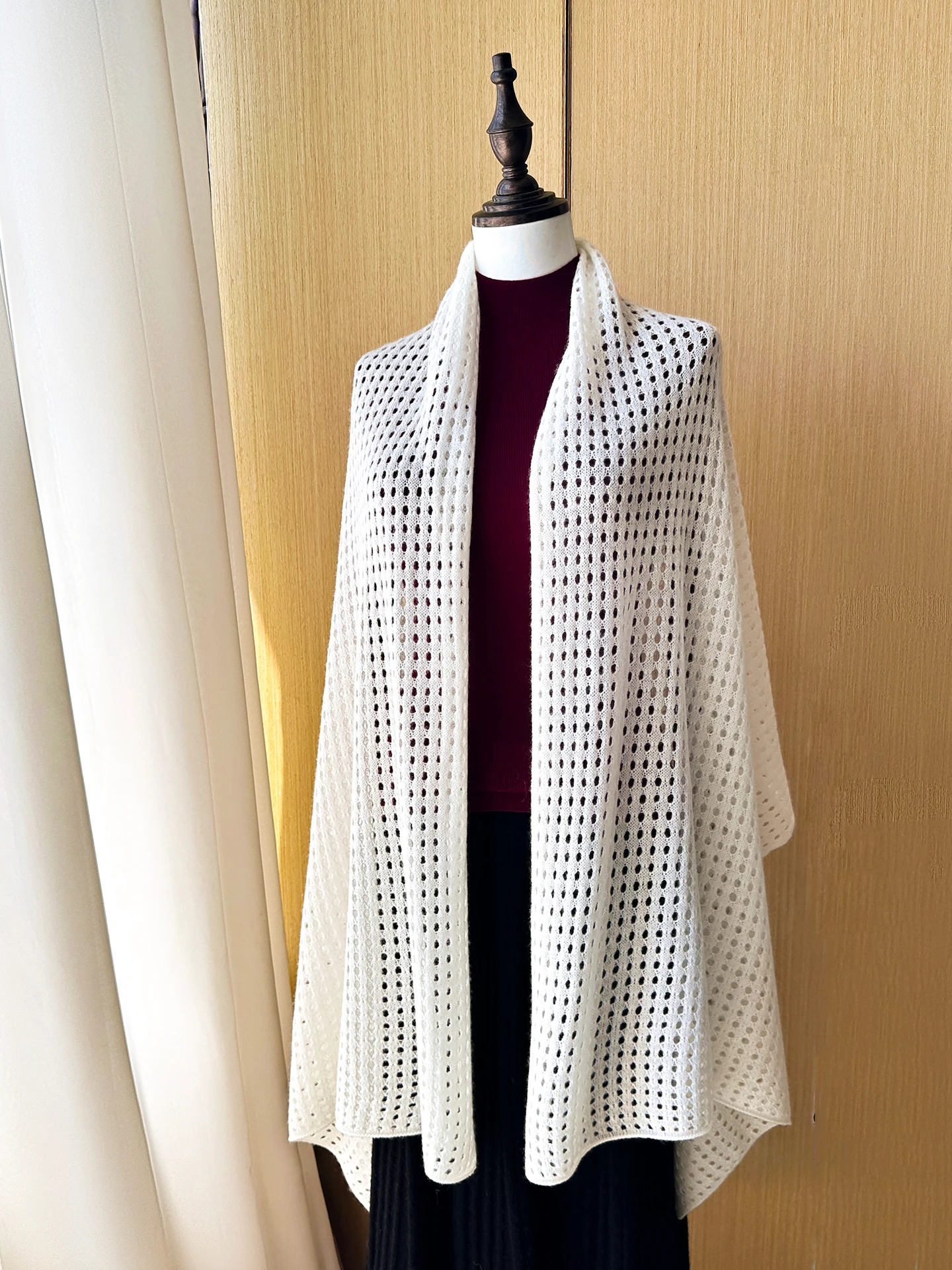 Light Luxury 100% Cashmere Women Scarf Autumn Winter Female Knitwear Elegant Hollow Out New Shawl High Quality Lady Clothing Top