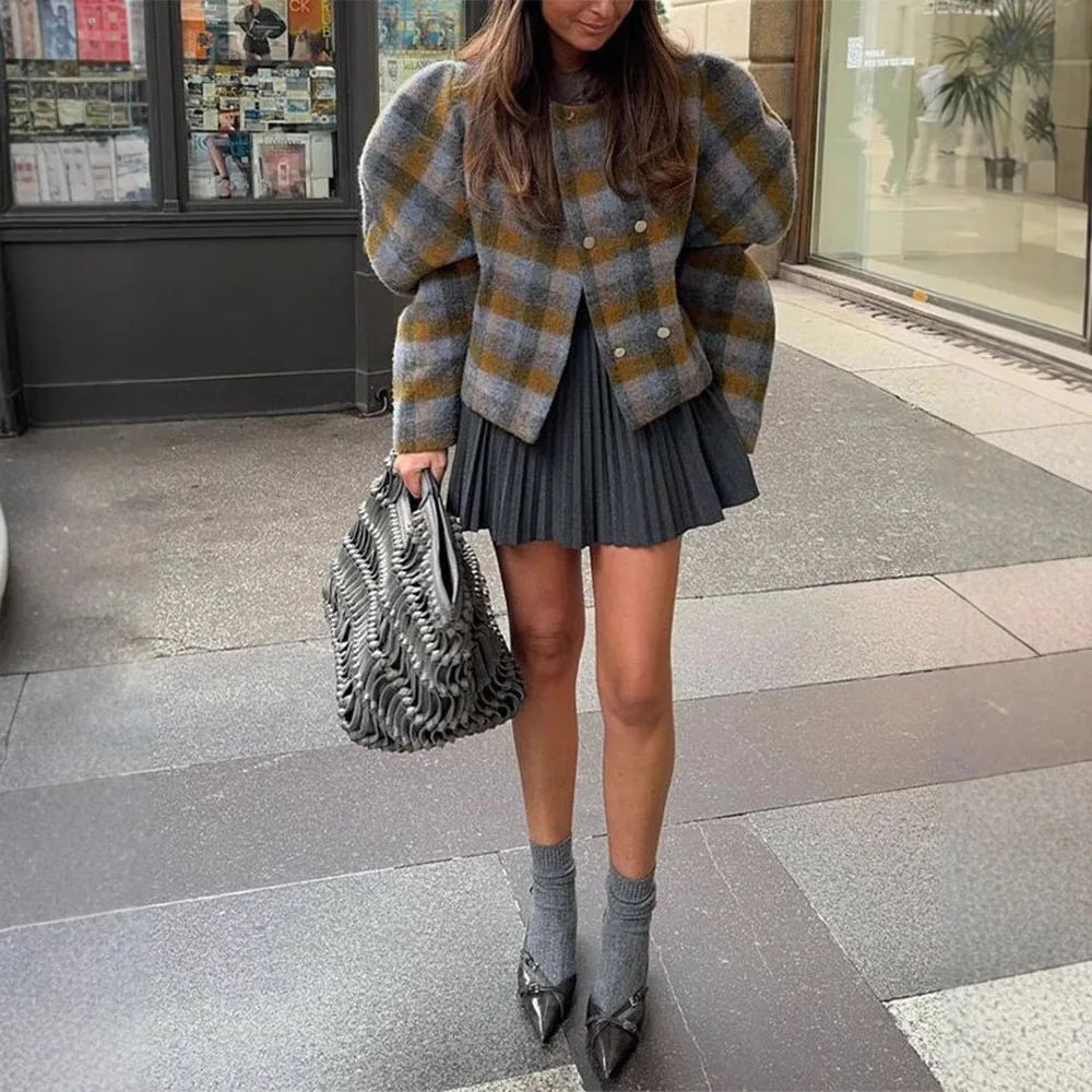 Elegant Round Neck Plaid Coat Vintage Woolen Trench Double-breasted Crop Jackets 2024 New Autumn Winter Female High Streetwear