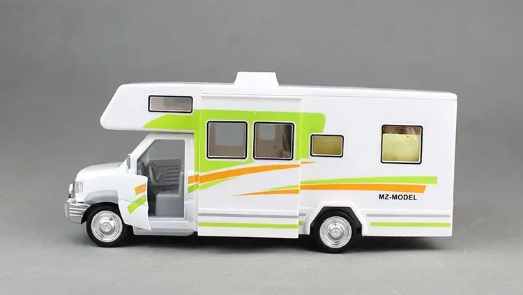 [Funny] 22cm Motorhomes Morto Home Coach Camper Van Model Diecast with light and sound Pullback alloy car include furniture toy