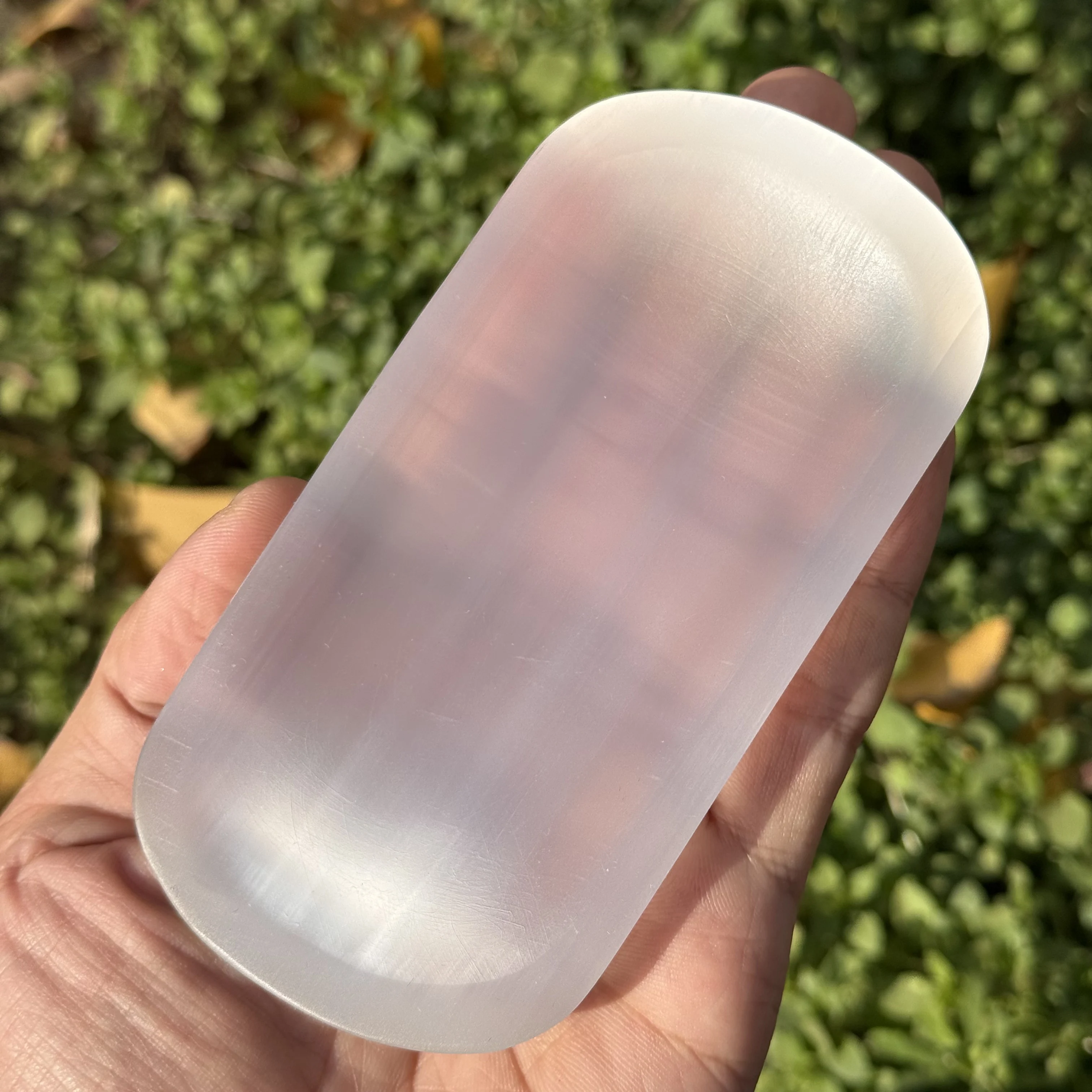 1pc Selenite Charging Bowl, Natural Transparent Selenite Bowl, White Demagnetizing Decorative Bowl - Essential Tool for Best Gif