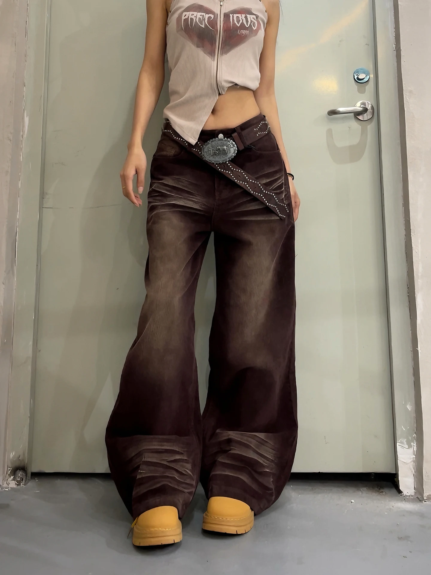 

Брюки DoubleD American Retro Brown из вельвета с эффектом потертости, прямого кроя, повседневные, удлиненные, в уличном стиле, из хлопка.