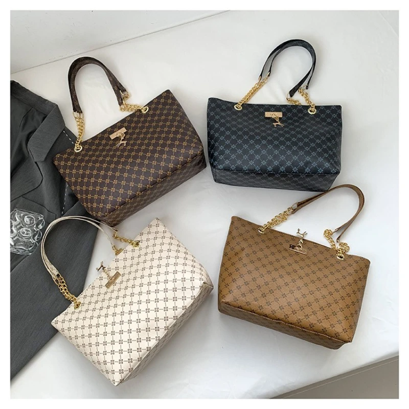 

Women Luxury Design New Presbyopic Handbag Large Capacity Handbag Fashion Printing Shoulder Bag Trendy Shopping Bag with Pendant