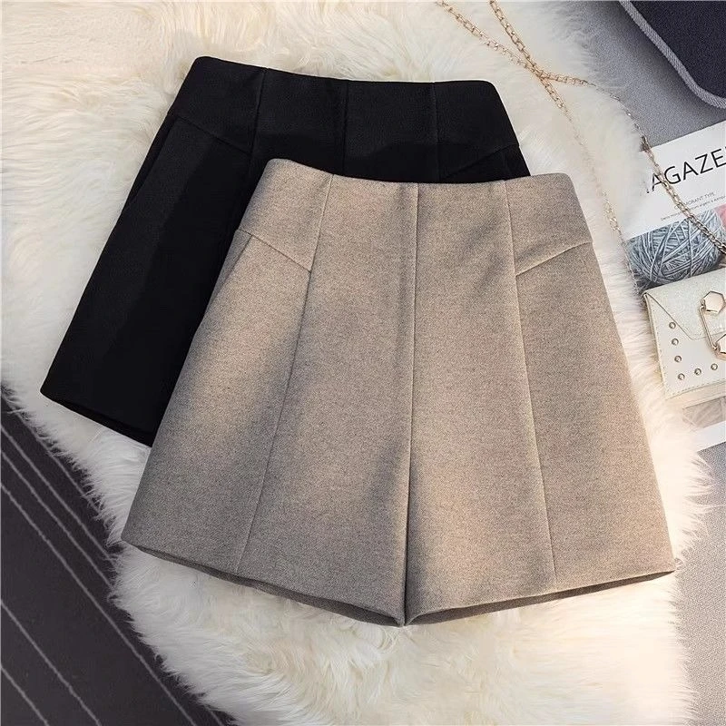 

Thicked Warm Woolen Shorts Women 2024 Autumn New High Waist All-match Bottoms Y2k Loose Black Wide Leg Shorts