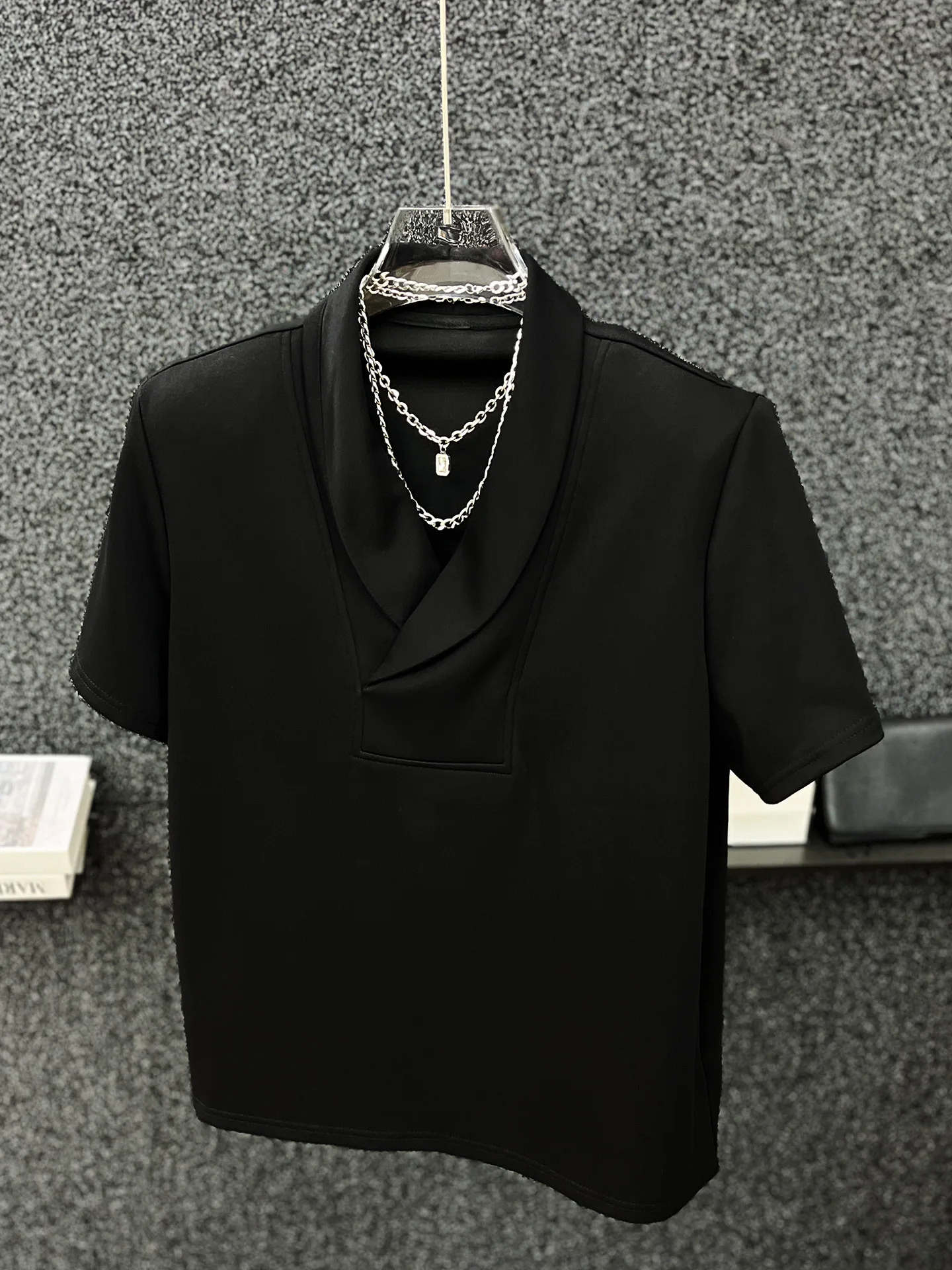 Fashion Trendy Men's Black V-neck Short-sleeved T-shirt Summer New Korean Version Loose Casual Versatile Half-sleeved Top