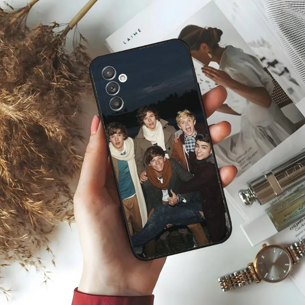 One D-Direction Music Band Phone Case For Samsung S24,23,22,30,21,10,9,Ultra,Plus,Lite,FE,5G Black Soft Case