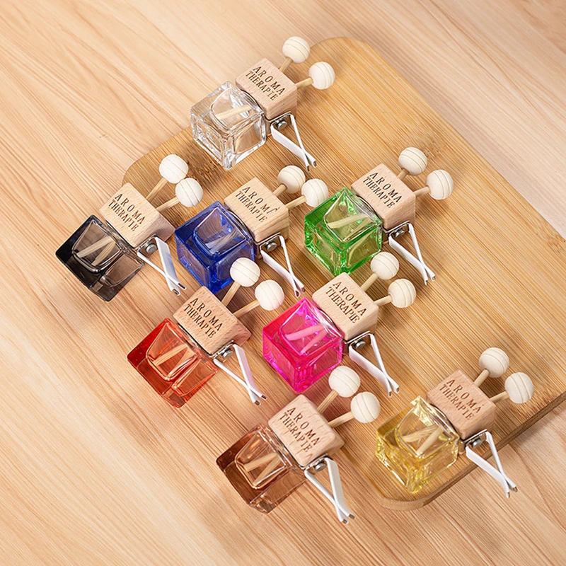 

100Pcs 8ml Car Air Outlet Hanging Perfume Pendant Fragrance Air Freshener Empty Glass Perfume Diffuser Bottle Aromatherapy Decor