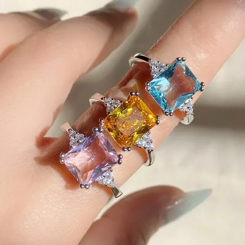 

MDL Moissanite Style Europe And The United States Light Luxury Ring Micro-set Delicate Imitation Topaz Light Aquamarine Square