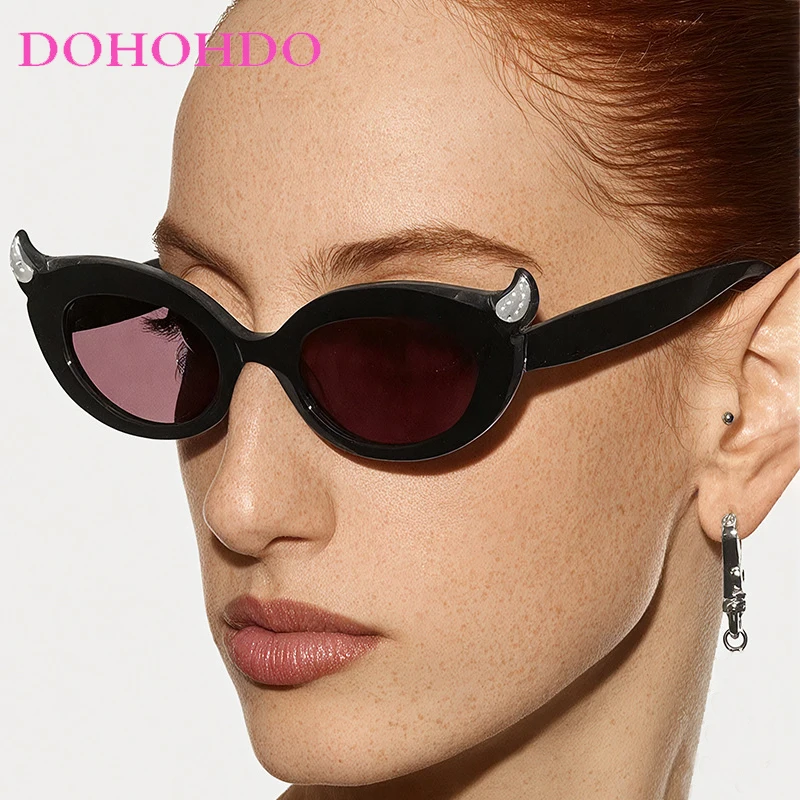 

New Retro Small Frame Cat Eye Women's Sunglasses Fashion Brand Designer Men Shades Outdoor Travel Party Sunglasses Ladies UV400